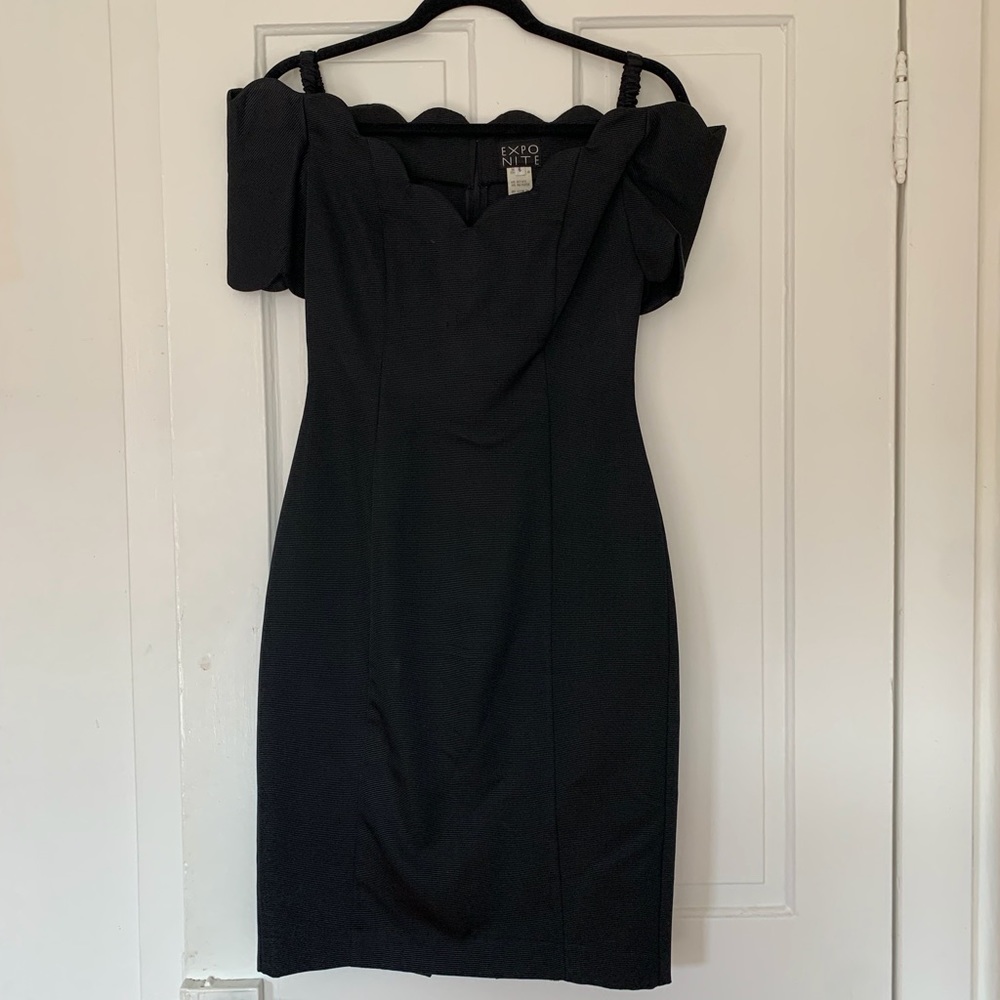Vintage Black Scalloped Neck off the shoulderDress